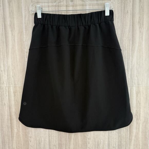 Lululemon On The Fly Pull On Skirt Size 6 Pockets Black Woven Elastic Waist - Picture 12 of 13